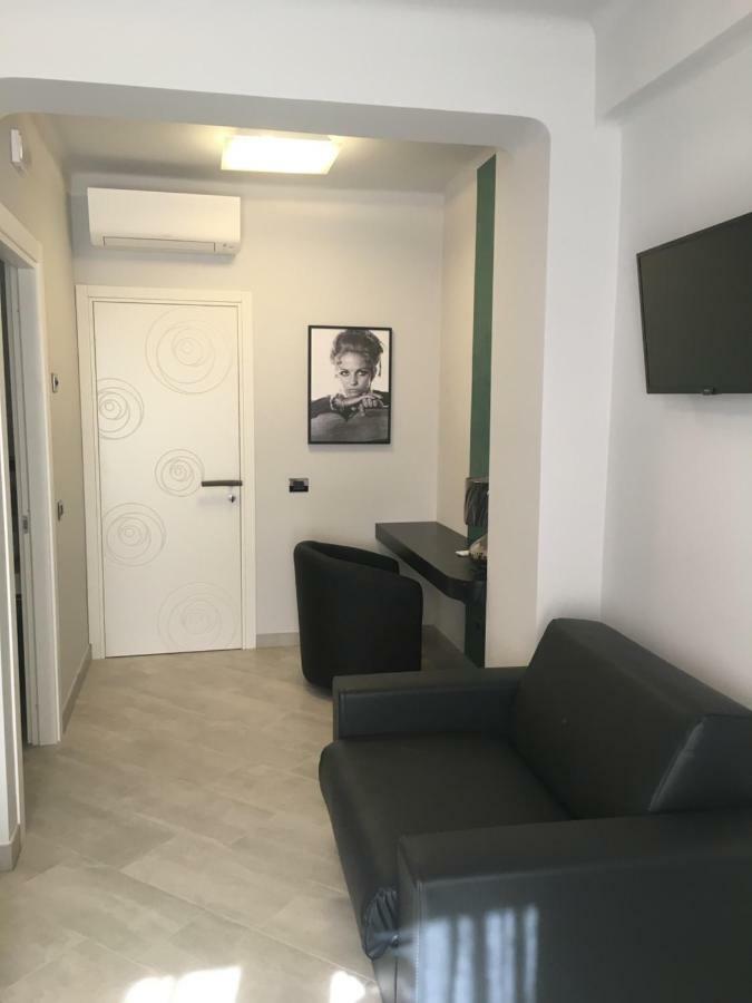 Hotel Le Divine Di Via Olivieri - Reception Via Xxv Aprile 5 Levanto Exteriér fotografie